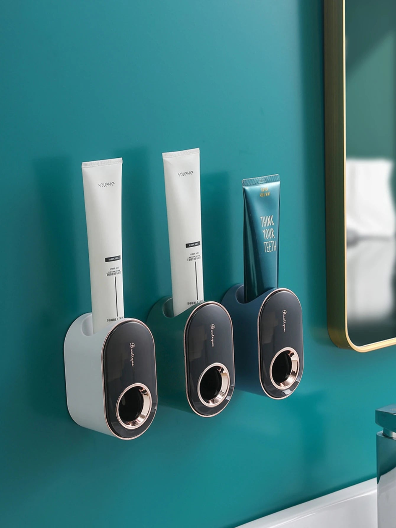 Bathroom Toothpaste Squeezer Automatic Toothpaste Dispenser Dust-Proof Toothbrush Holder Wall Mount Stand Bathroom Accessories